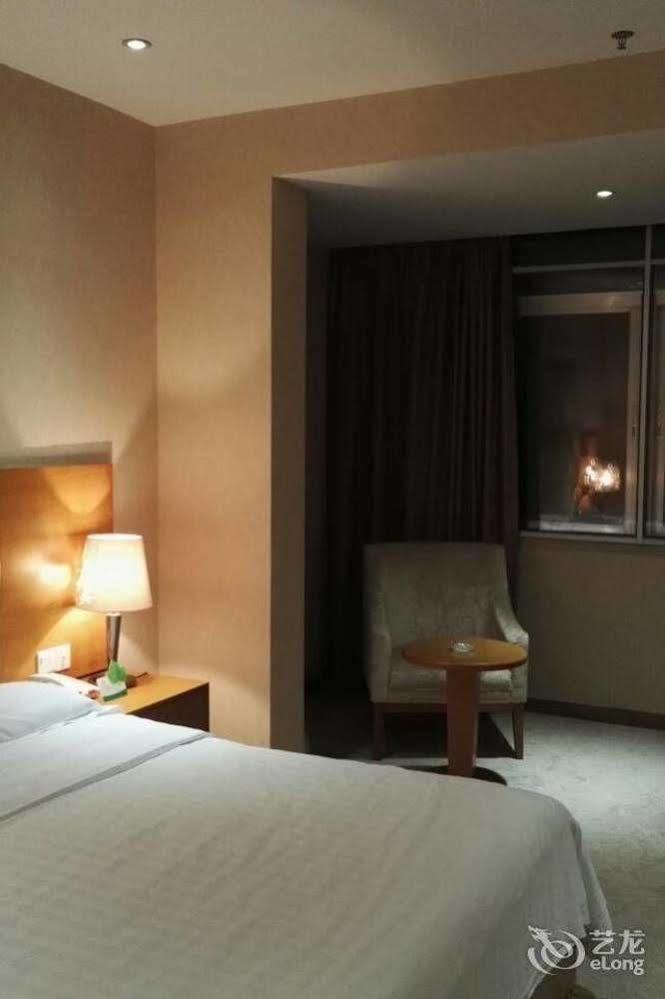 Shenzhen Huamao Aviatic Hotel Eksteriør billede